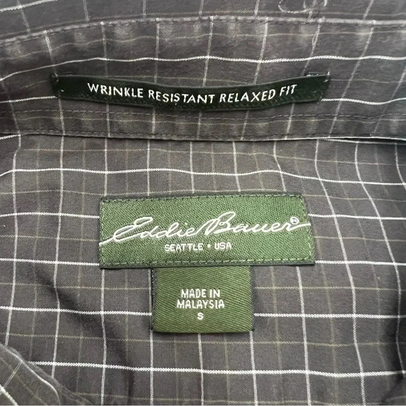 EDDIE BAUER Lot of 2 Men’s S Shirts Button Front Wrinkle Resistant Relax Fit - Picture 7 of 8